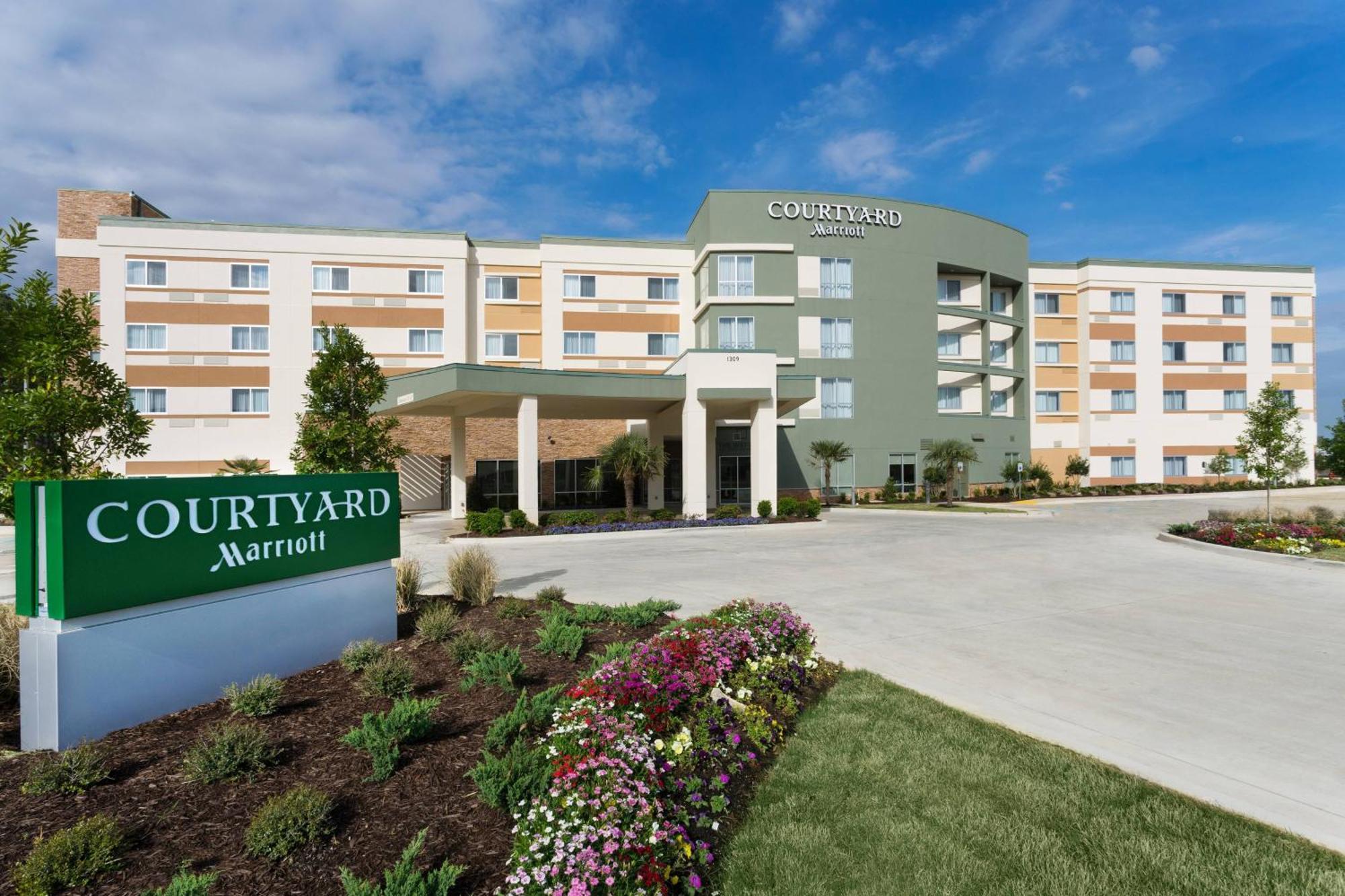 Courtyard By Marriott Ruston Hotel Exterior photo